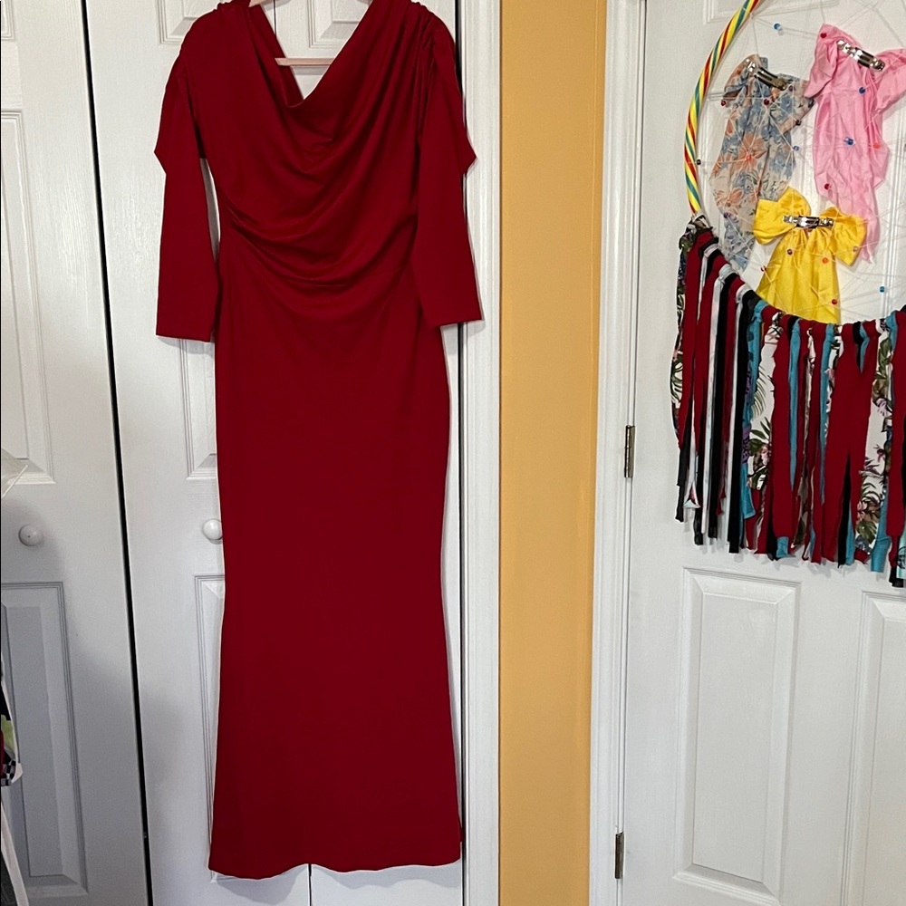 Chic Long Sleeve Red Dress